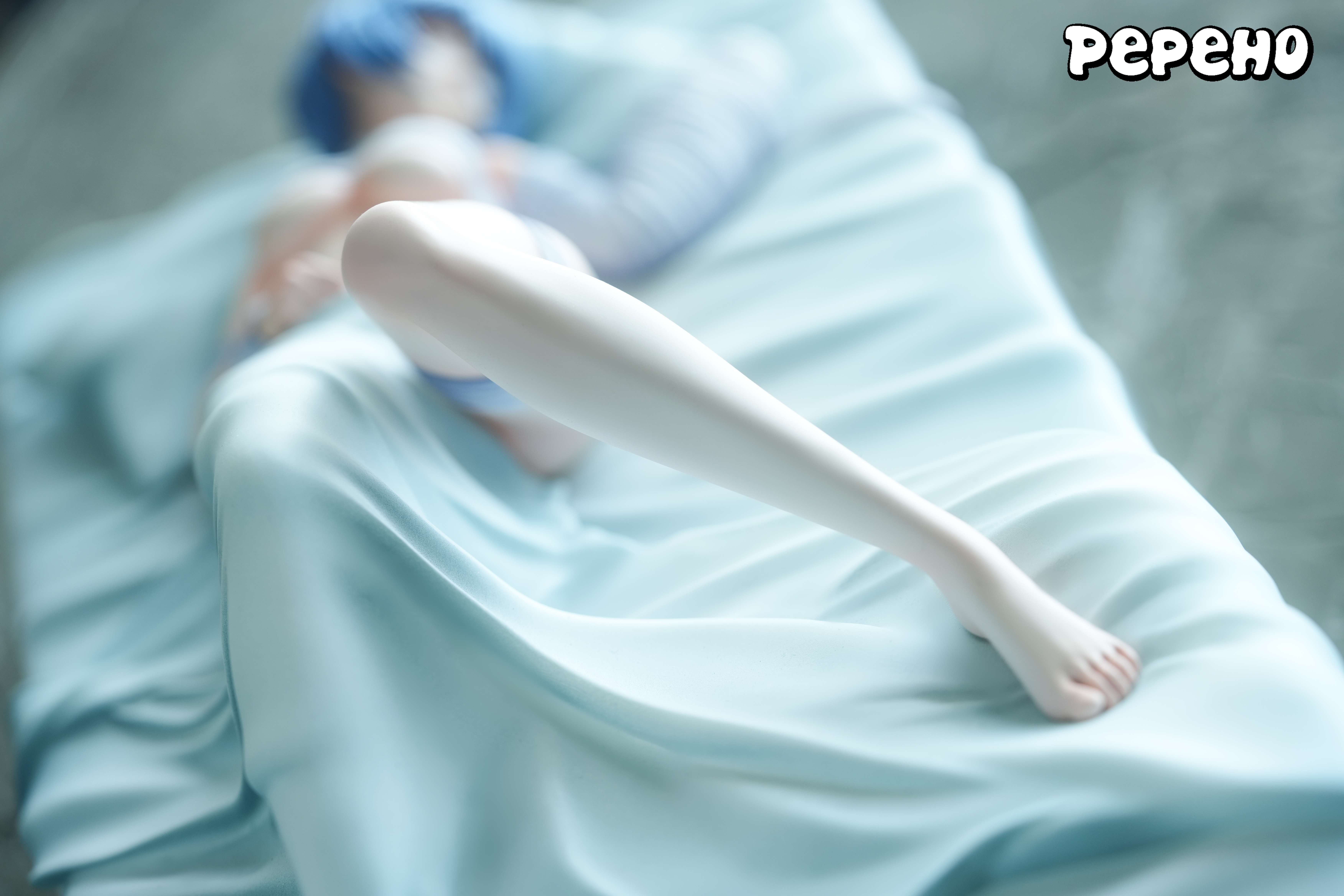 Ayanami Rei lying on hospital bed - Evangelion 1/6