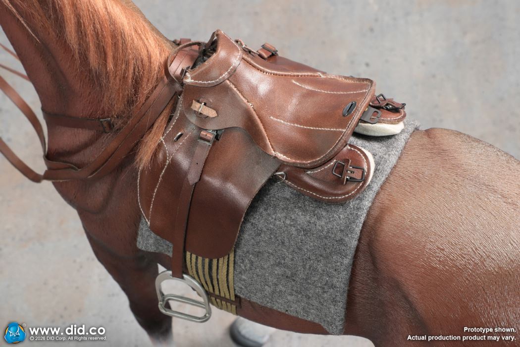 Brown WWII German Military Horse 1/6