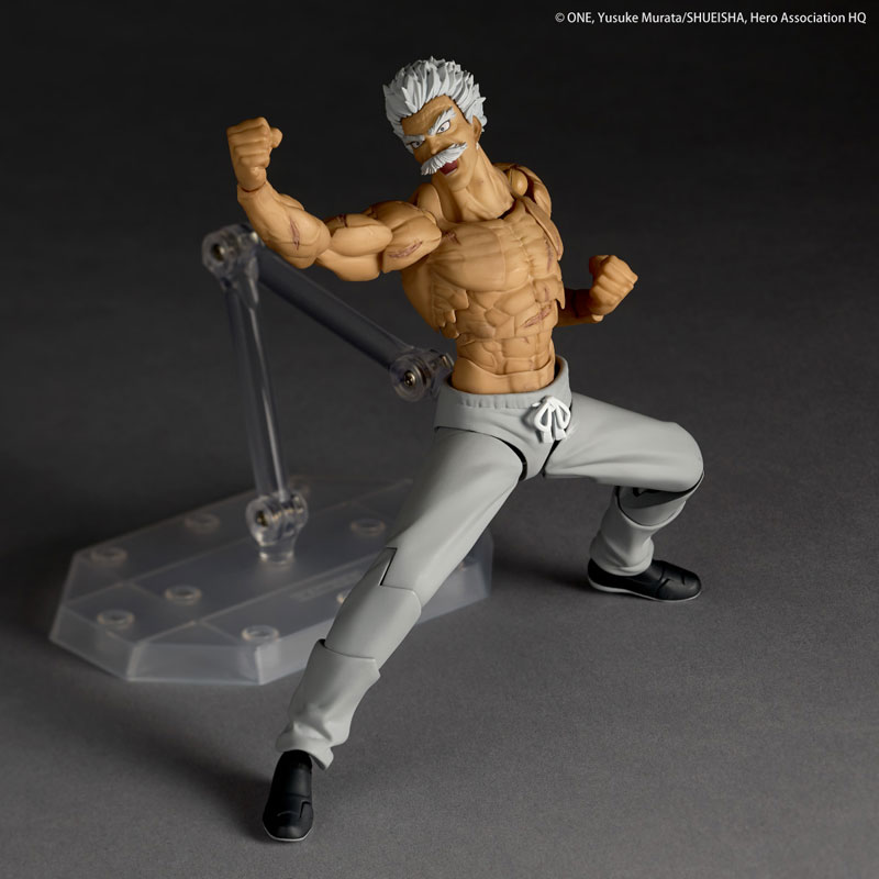 Revoltech Amazing Yamaguchi One-Punch Man Silver Fang