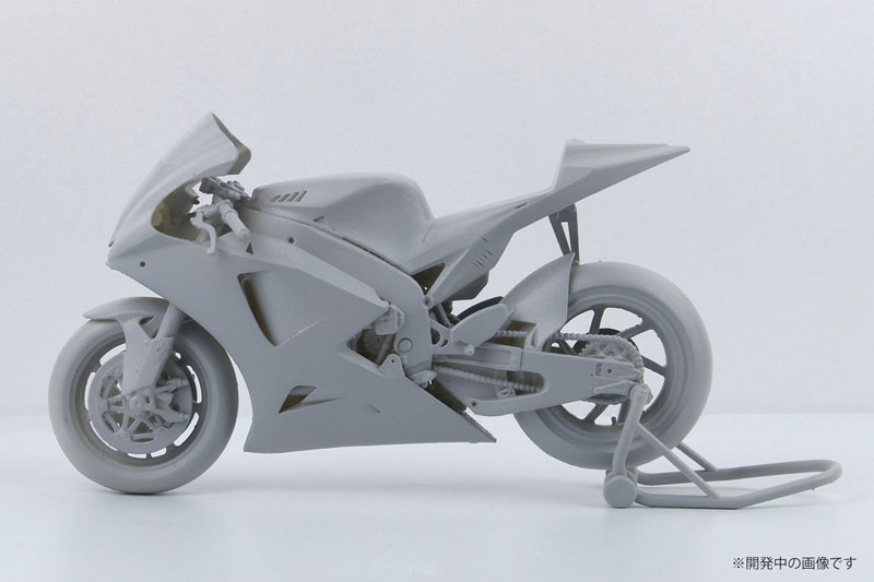 Yamaha YZR-M1 2007 Plastic Model 1/12