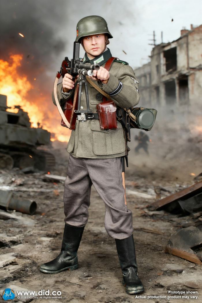 World War II Germany - ZB30 gunner Friedrich & Commander Vogel 1/6