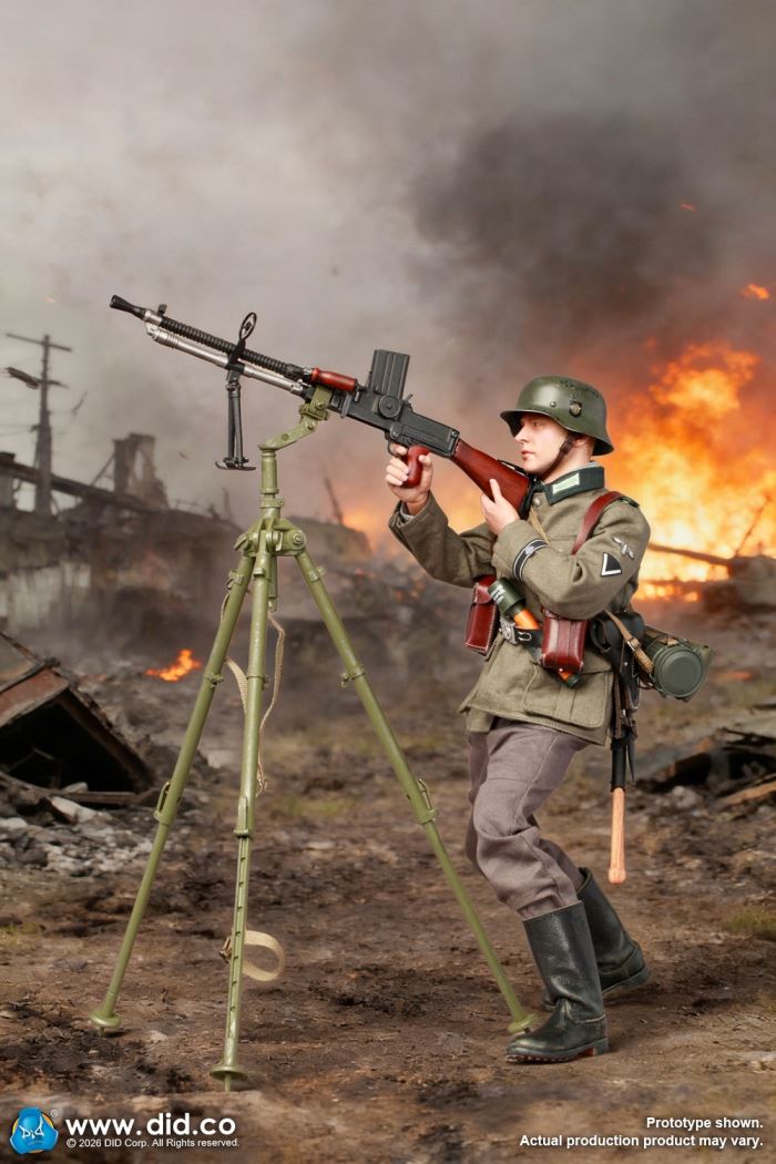 World War II Germany - ZB30 gunner Friedrich & Commander Vogel 1/6