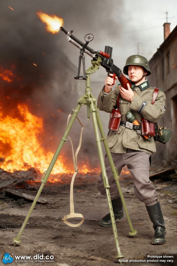 World War II Germany - ZB30 gunner Friedrich & Commander Vogel 1/6