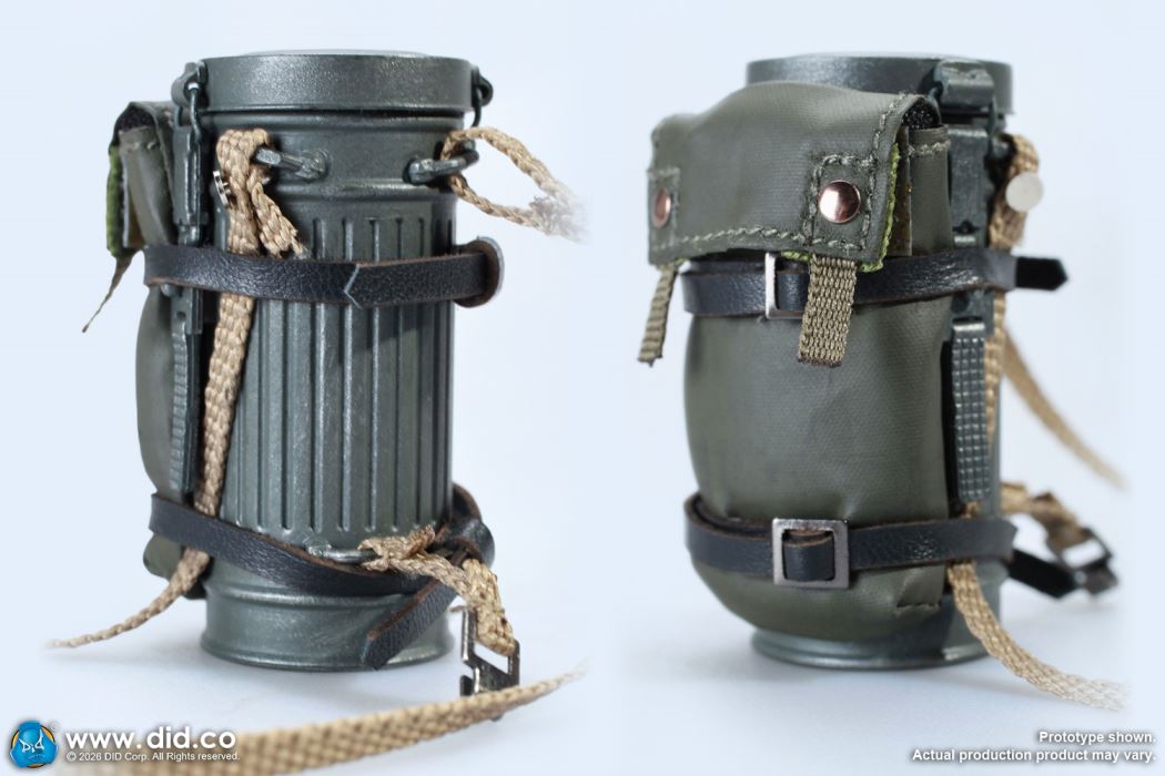 World War II Germany - ZB30 gunner Friedrich & Commander Vogel 1/6