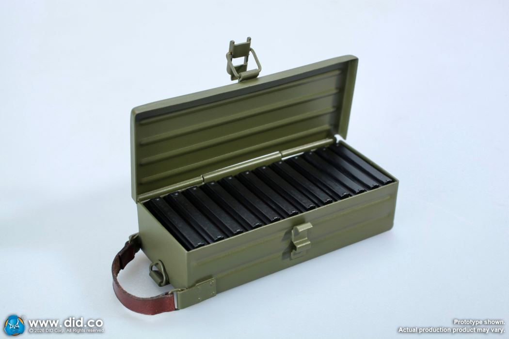 World War II Germany - ZB30 gunner Friedrich & Commander Vogel 1/6