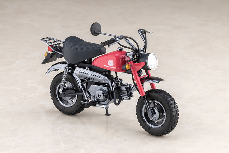 Megami Device PUNI MOFU Racing Mao with Honda Z50J-1 Monkey