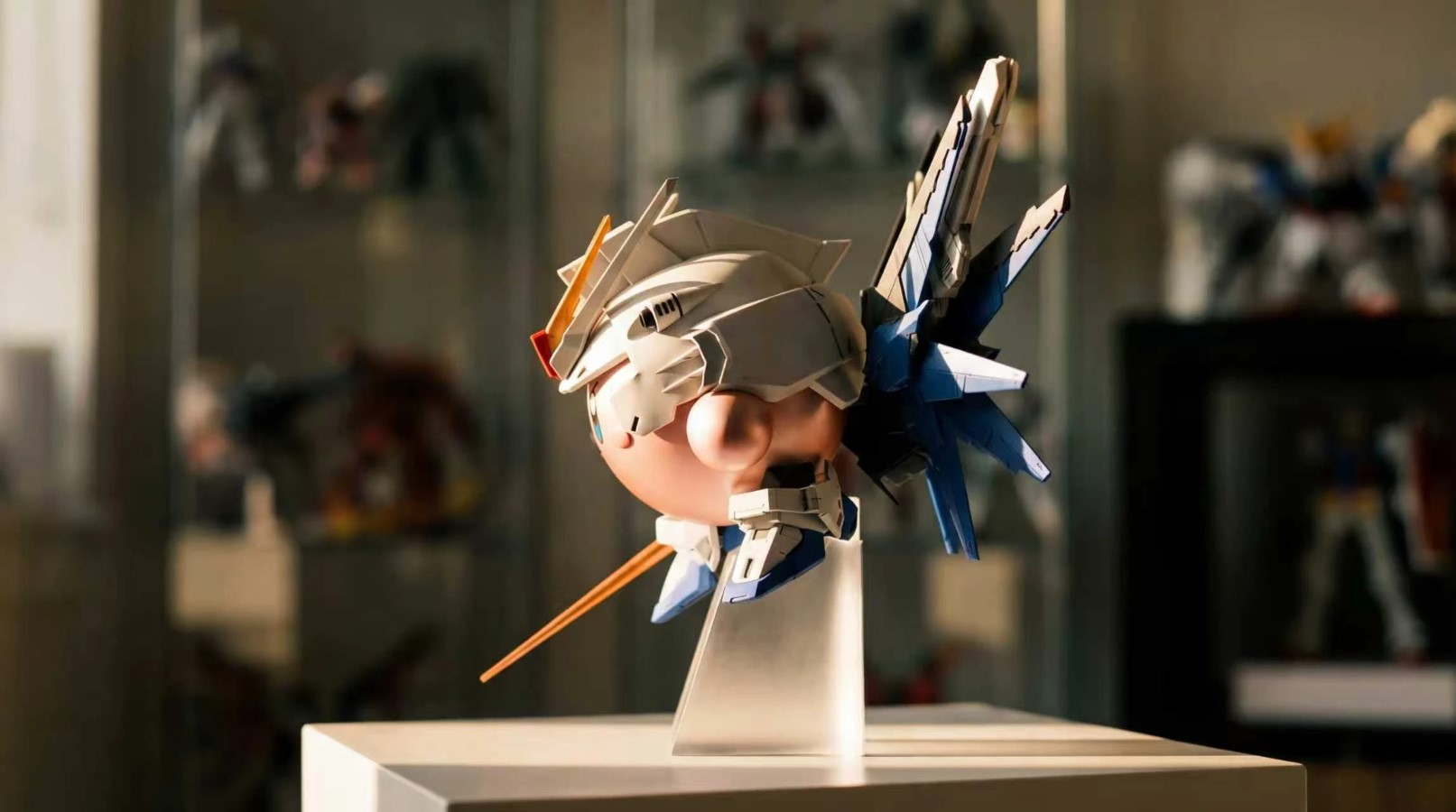 Kirby cos Gundam