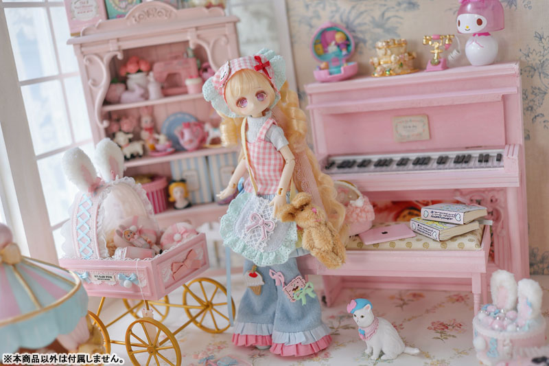 MomoTale Tales of Four Seasons Cafe BJD Doll