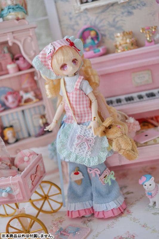 MomoTale Tales of Four Seasons Cafe BJD Doll