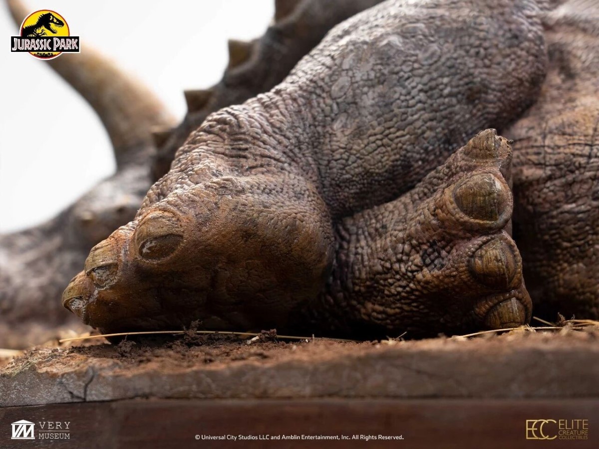 Sick Triceratops - Jurassic Park