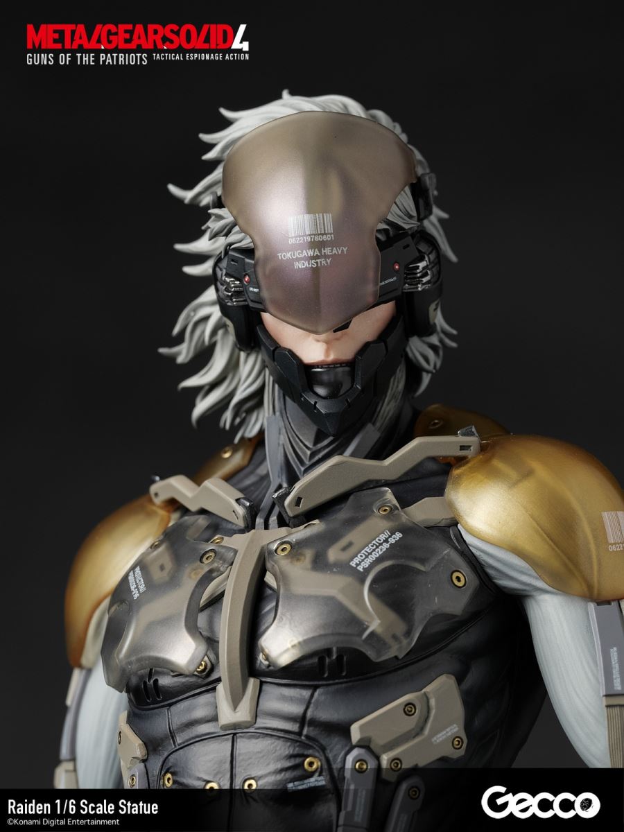 Raiden statue from Metal Gear Solid 4 Guns of the Patriots