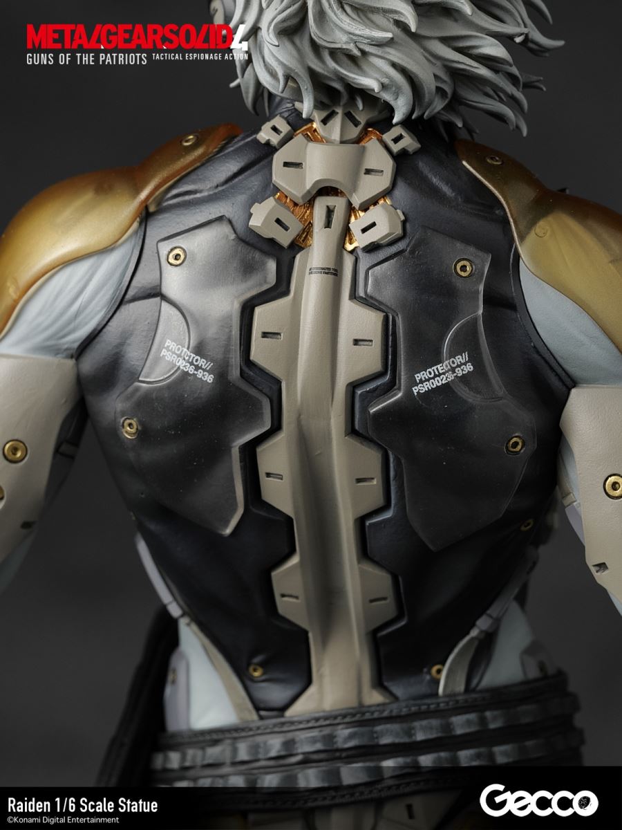 Raiden statue from Metal Gear Solid 4 Guns of the Patriots