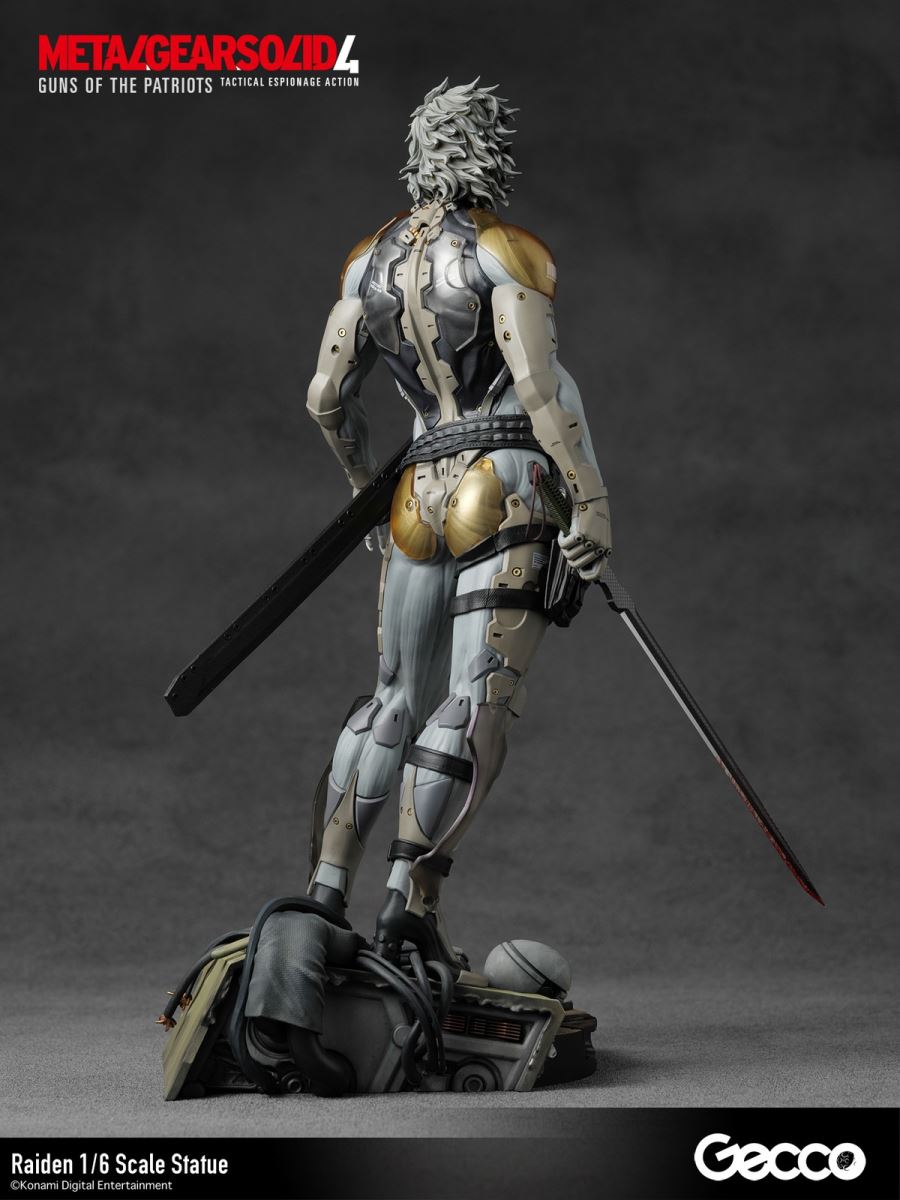 Raiden statue from Metal Gear Solid 4 Guns of the Patriots