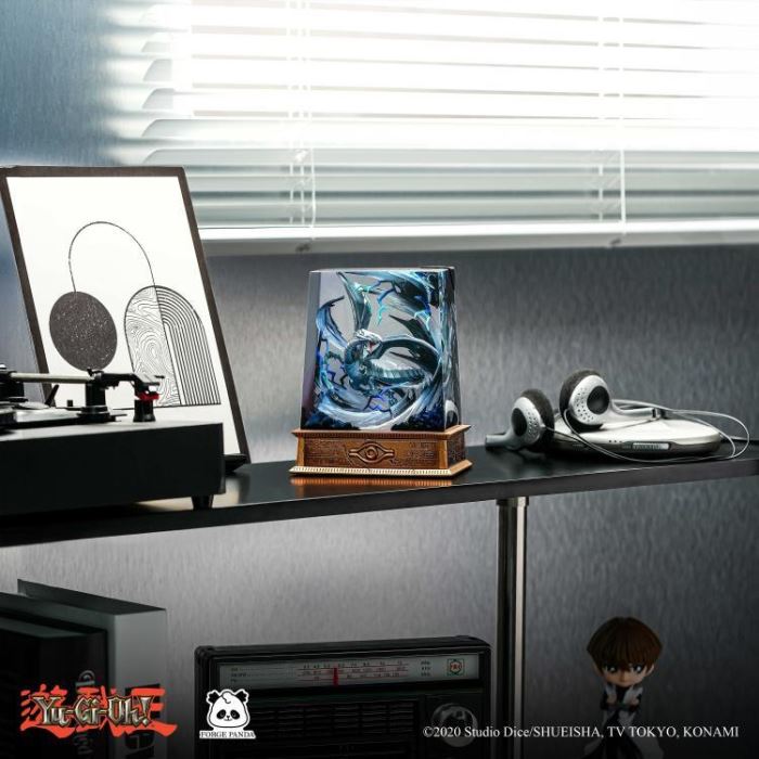 Yu-Gi-Oh! Blue-Eyes White Dragon Diorama LED Lamp