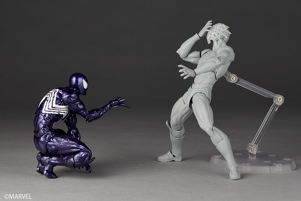Revoltech Amazing Yamaguchi Symbiote Spider-Man (Purple Ver.)