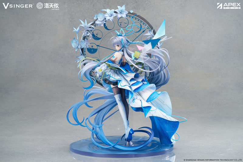Vsinger Luo Tianyi 12th Anniversary Ver 1/7