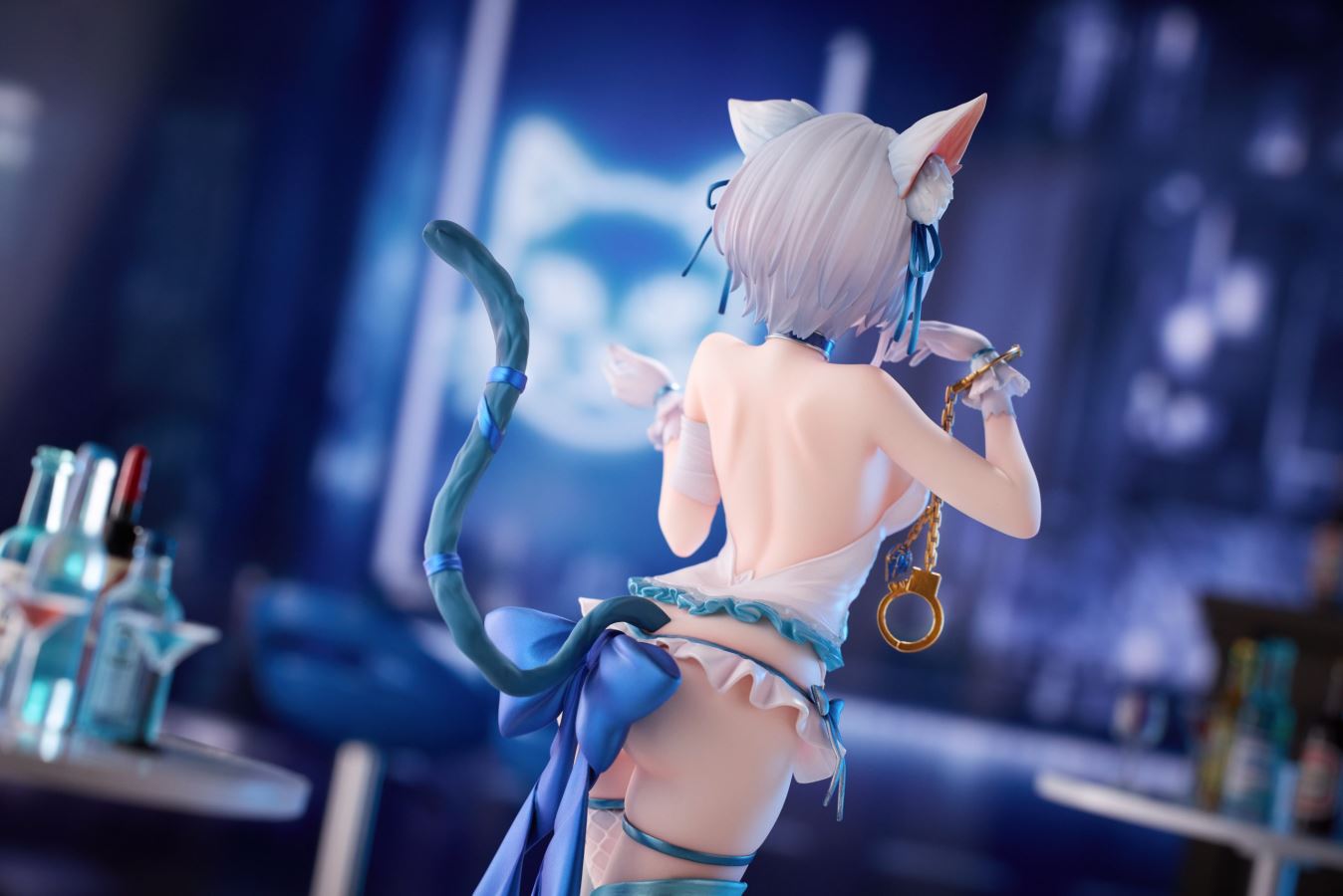 Bound Cat Putica-chan illustrated by Fernemo