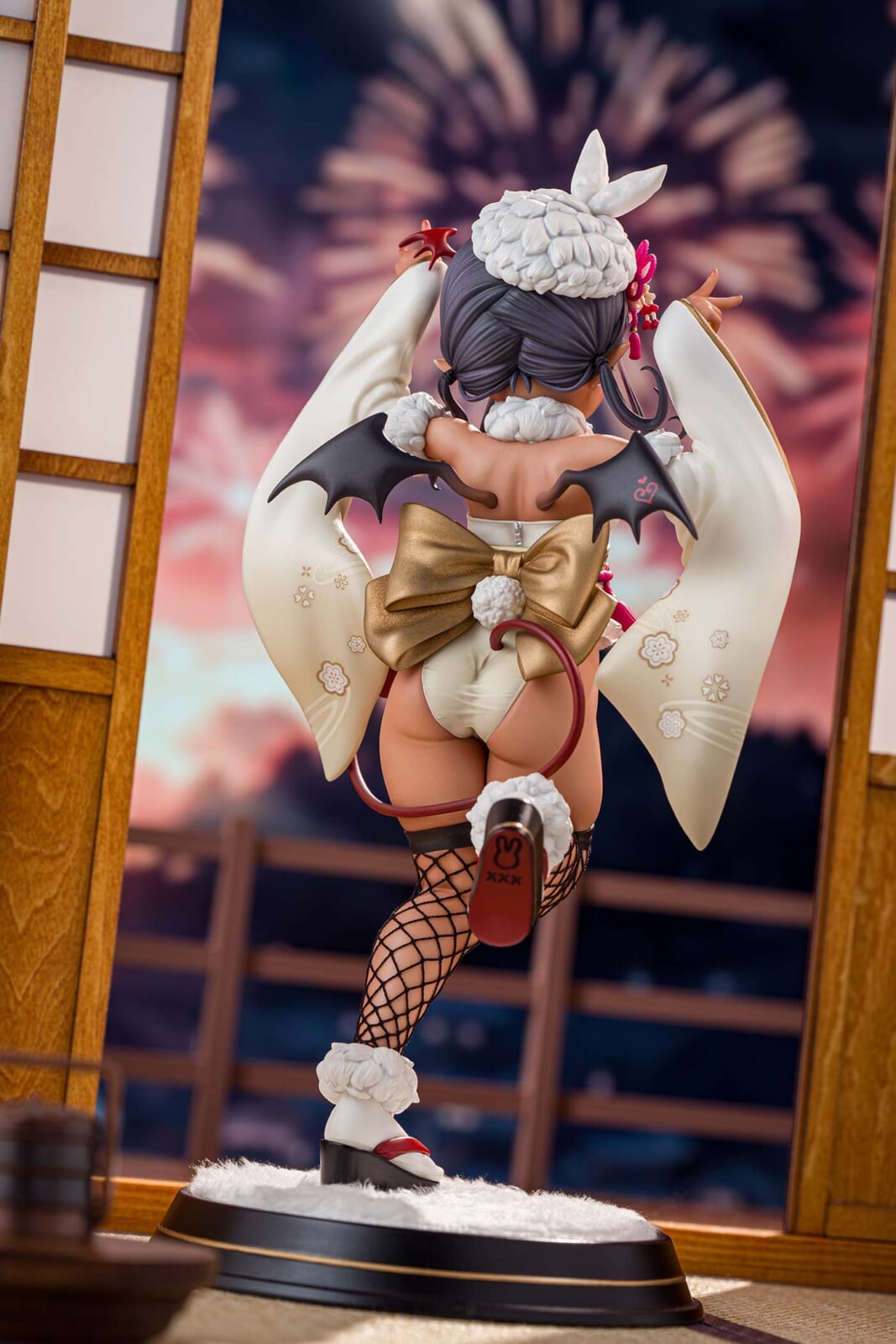 Dark-skinned Succubus-chan: Bunny Dress Ver 1/6