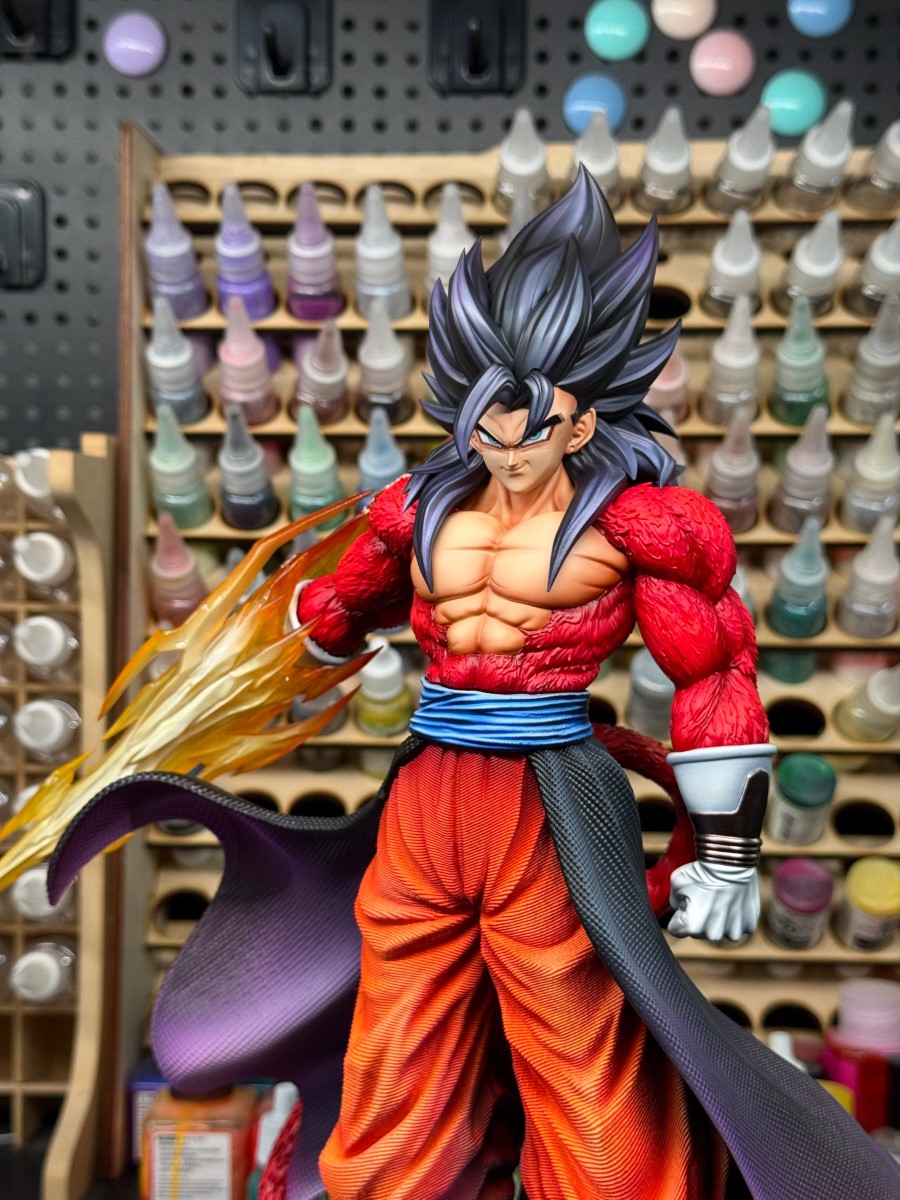 Super Saiyan 4 Vegeta - Dragon Ball