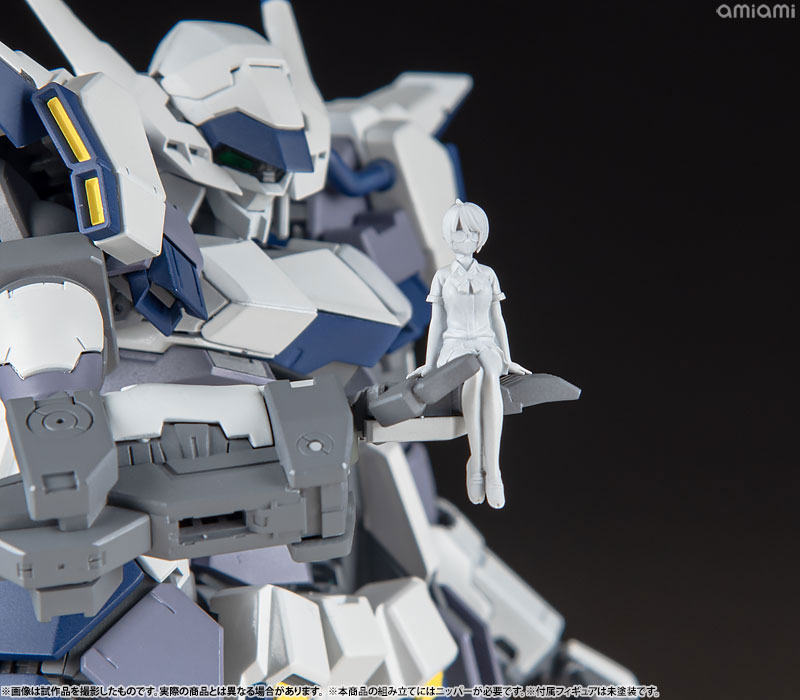 Full Metal Panic! Family 1/48 Azure Raven with Type 10 Modified Monomolecular Blade Plated Ver. + Special Display Base Designed by Kanetake Ebikawa