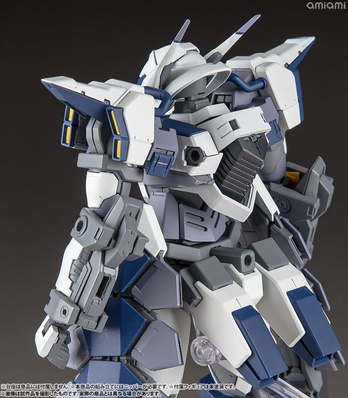 Full Metal Panic! Family 1/48 Azure Raven with Type 10 Modified Monomolecular Blade Plated Ver. + Special Display Base Designed by Kanetake Ebikawa