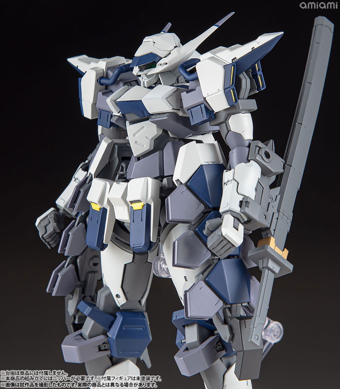 Full Metal Panic! Family 1/48 Azure Raven with Type 10 Modified Monomolecular Blade Plated Ver. + Special Display Base Designed by Kanetake Ebikawa