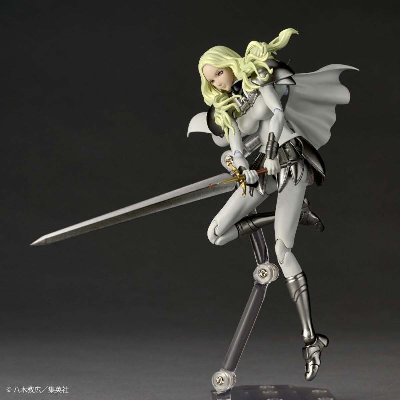 Revoltech Smiling Teresa - Claymore