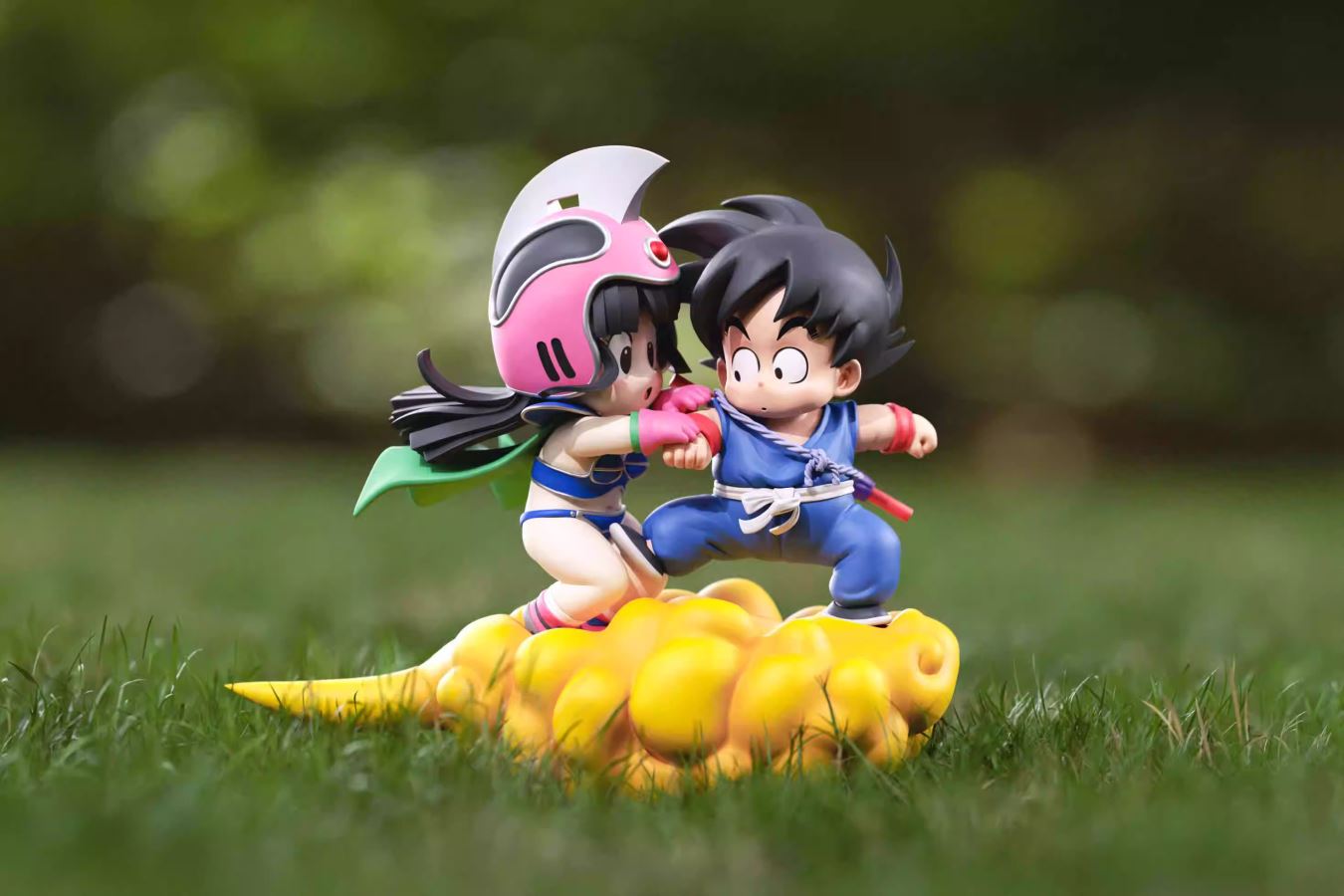 Son Goku and Chichi - Dragon Ball