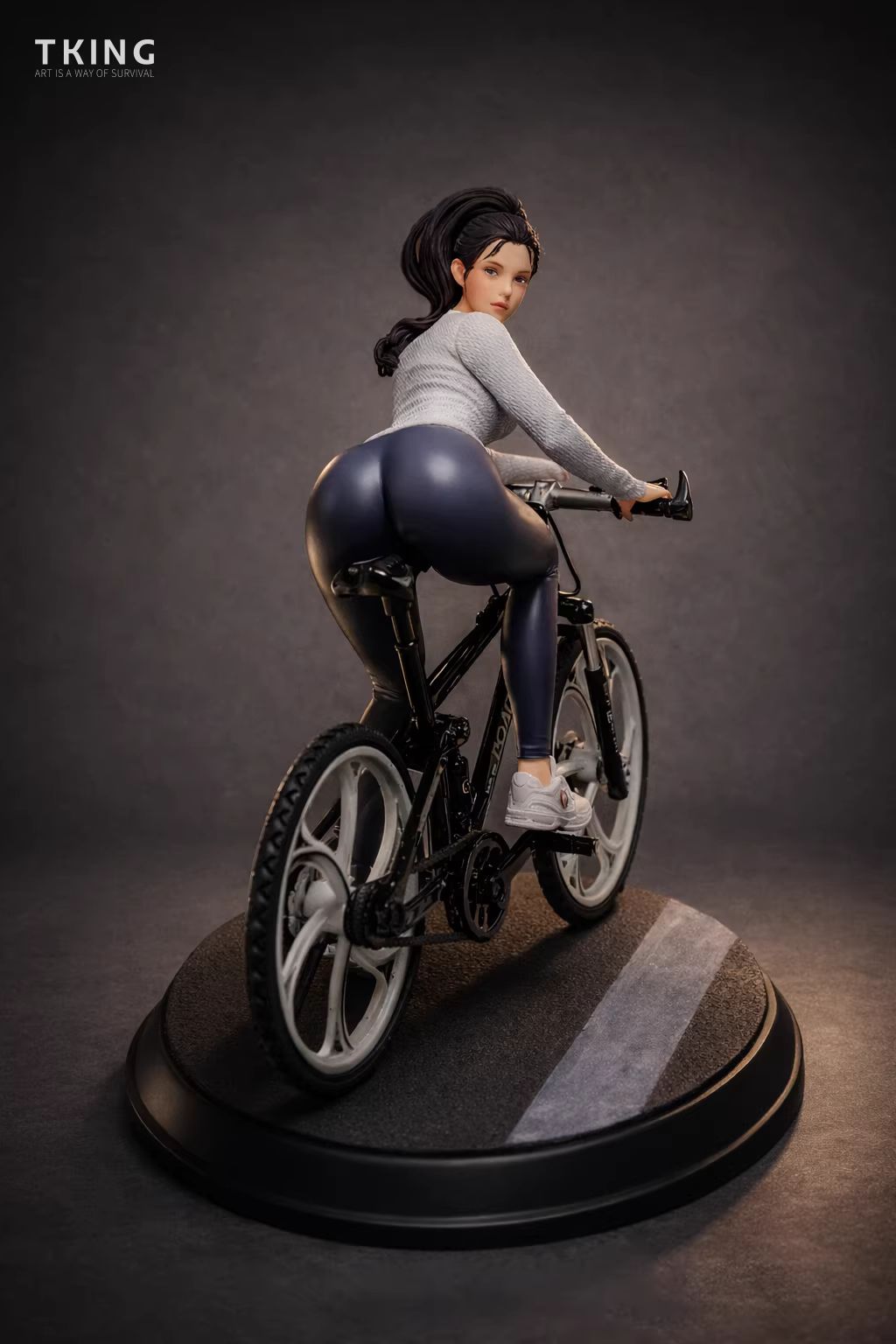 Bicycle Riding Girl 1/6