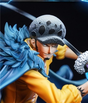 Trafalgar-D-Water-Law-One-Piece