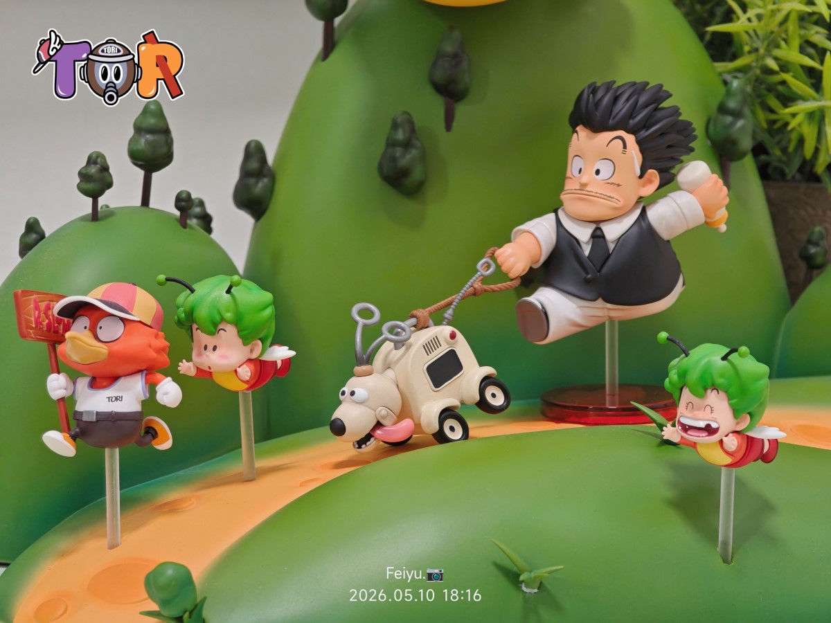 Dr. Slump and the Robot Doll