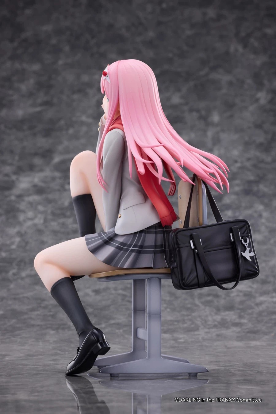 DARLING in the FRANXX Zero Two 1/6