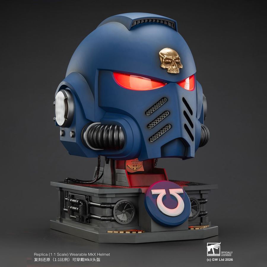 Ultramarines Captain MkX Helmet and Display Stand