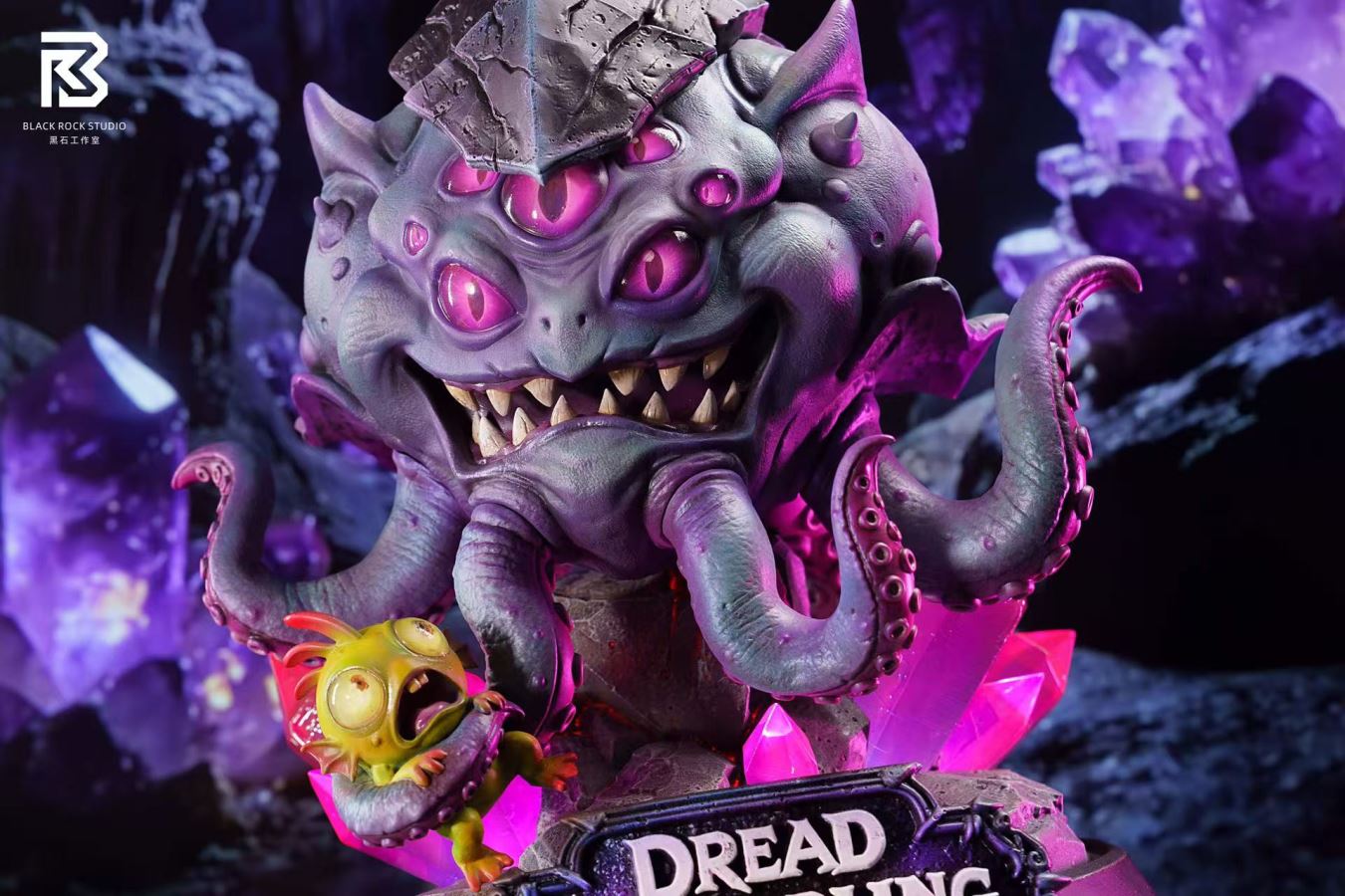 Q ver Gryphon Hatchling & Gorian Butcher & Dread Horrorling