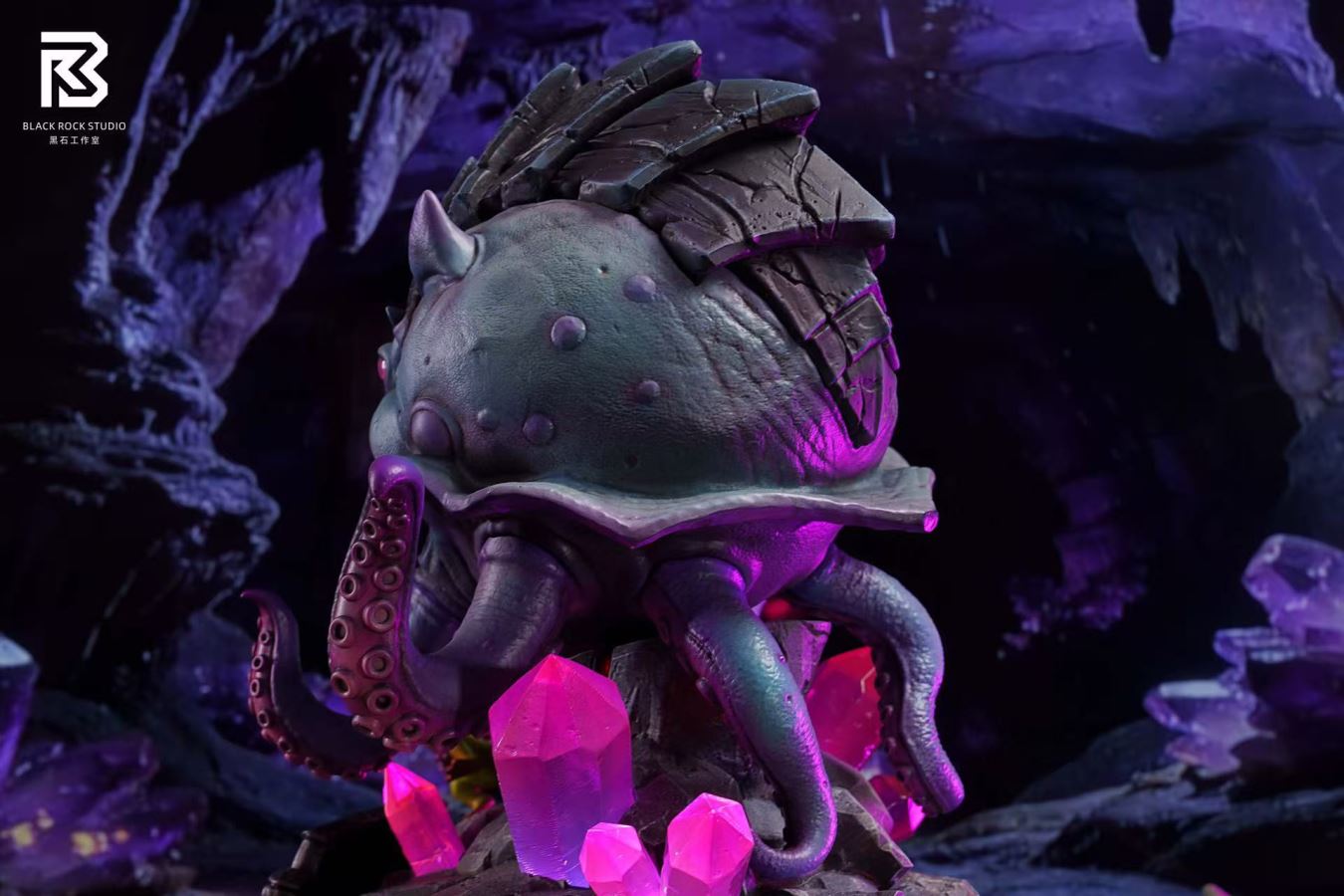 Q ver Gryphon Hatchling & Gorian Butcher & Dread Horrorling