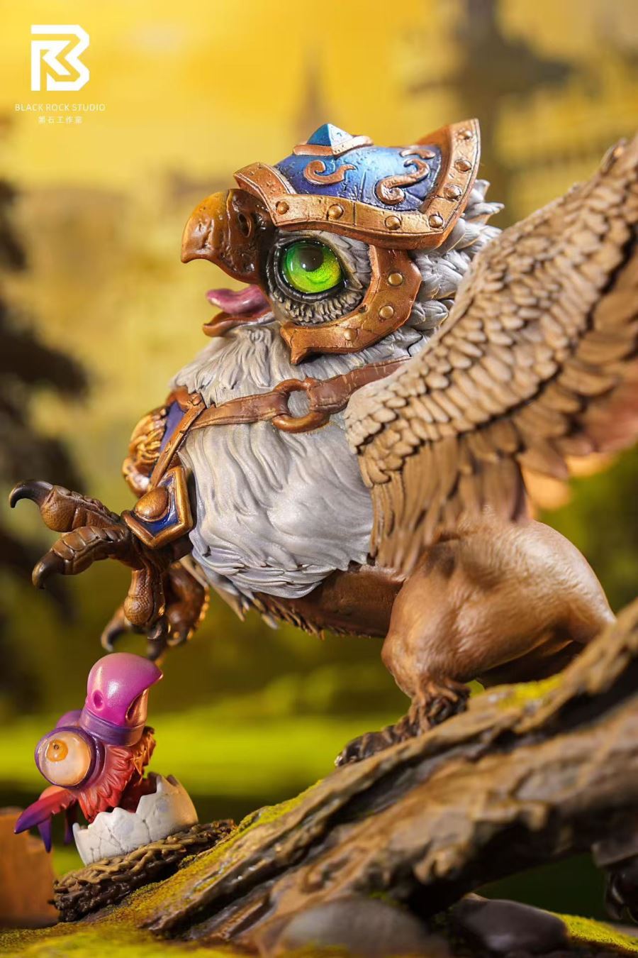 Q ver Gryphon Hatchling & Gorian Butcher & Dread Horrorling