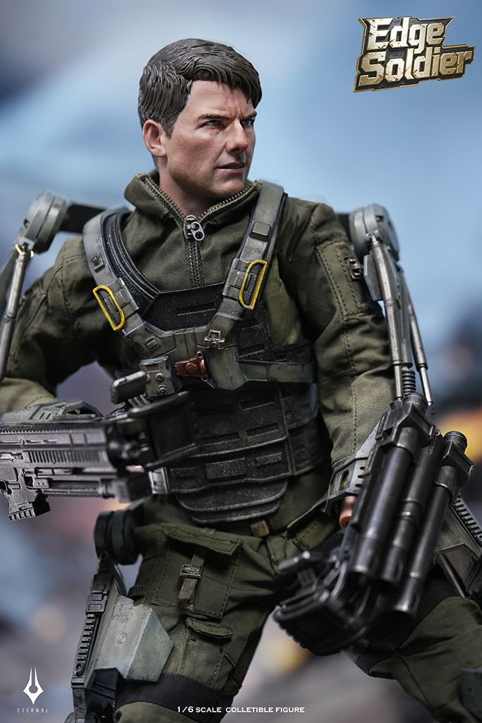 William Cage Edge Soldier ET-X11 -  Edge of Tomorrow 1/6