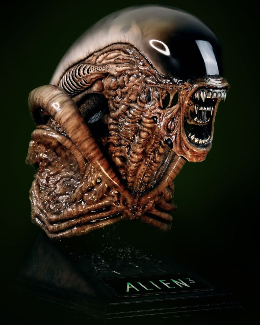 Life-Size Dog Alien Bust