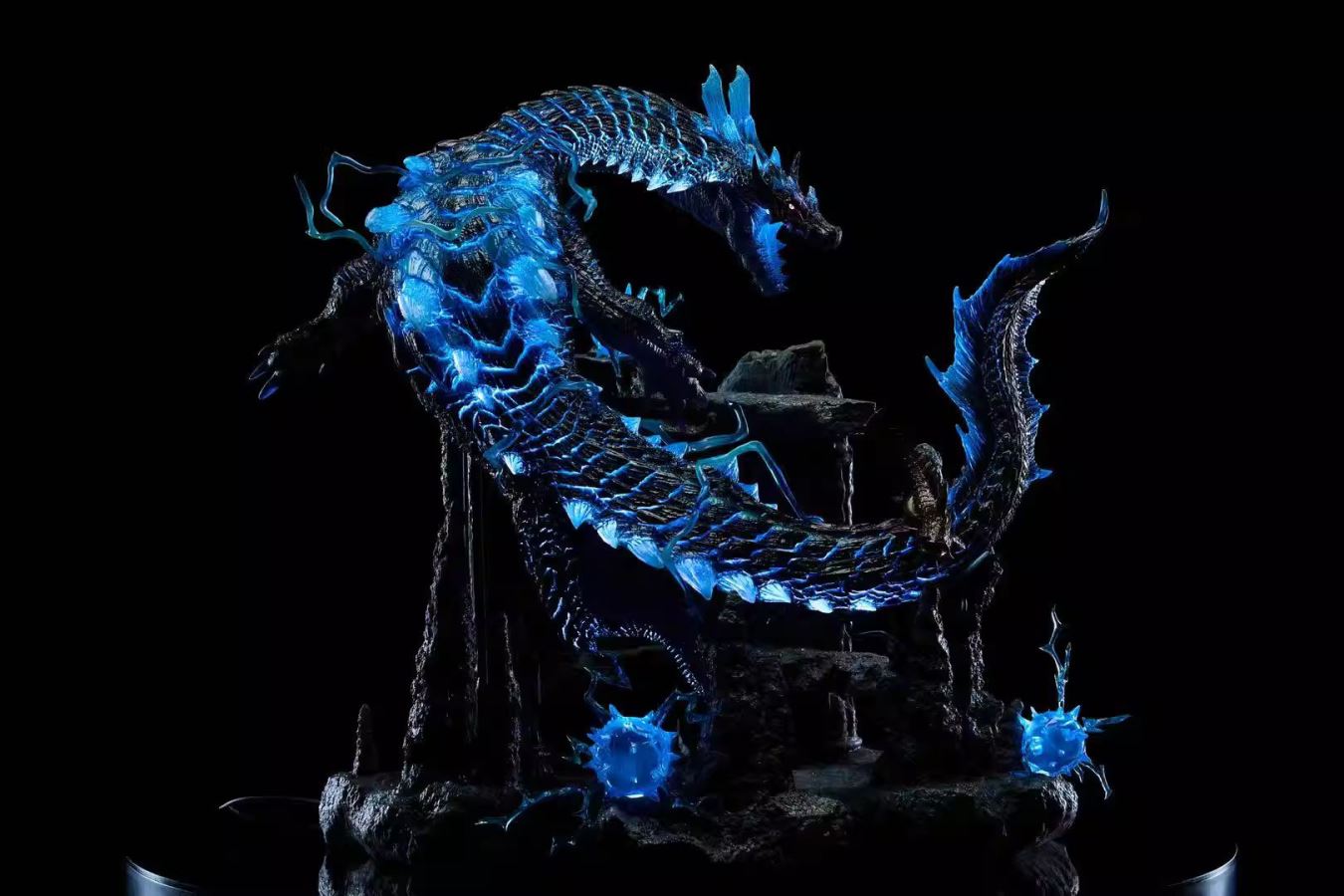 Lagiacrus x Abyssal Laguacrus Monster Hunter