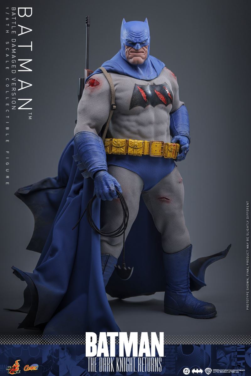 DC Comics Batman: The Dark Knight Returns (Battle Damaged Version) 1/6