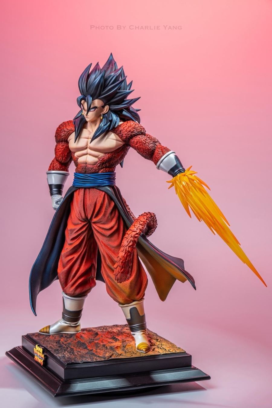 Vegito SSJ 4 - Dragon Ball