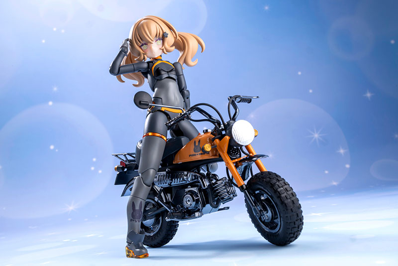 Megami Device PUNI MOFU RACING TU with Honda Z50J-1 Monkey