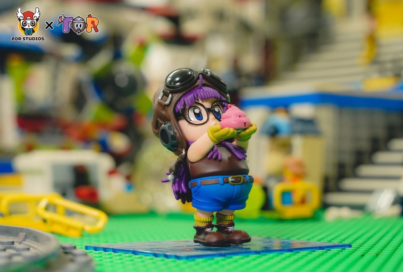 Arale with Poop