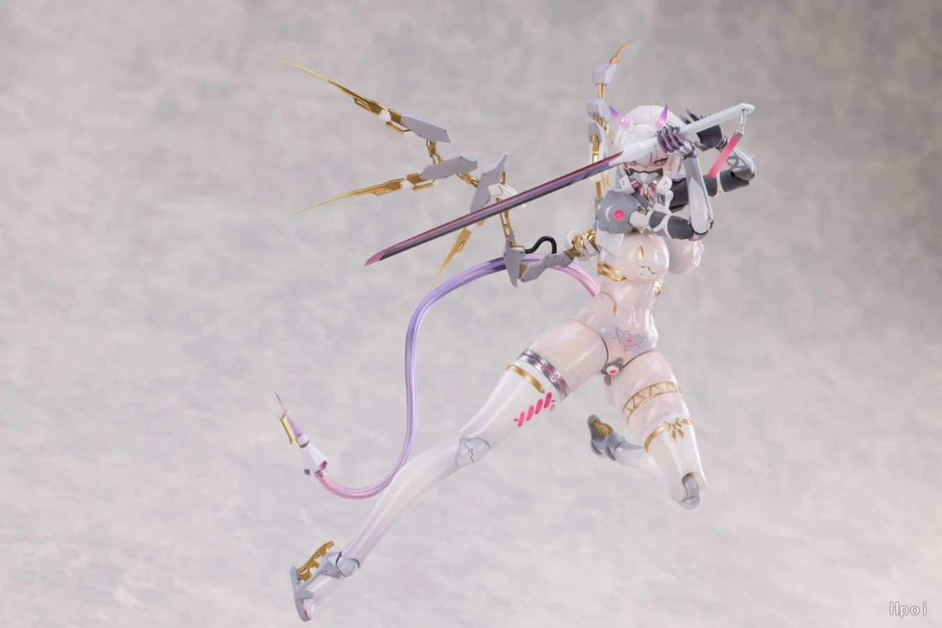 Neon Reika Wing