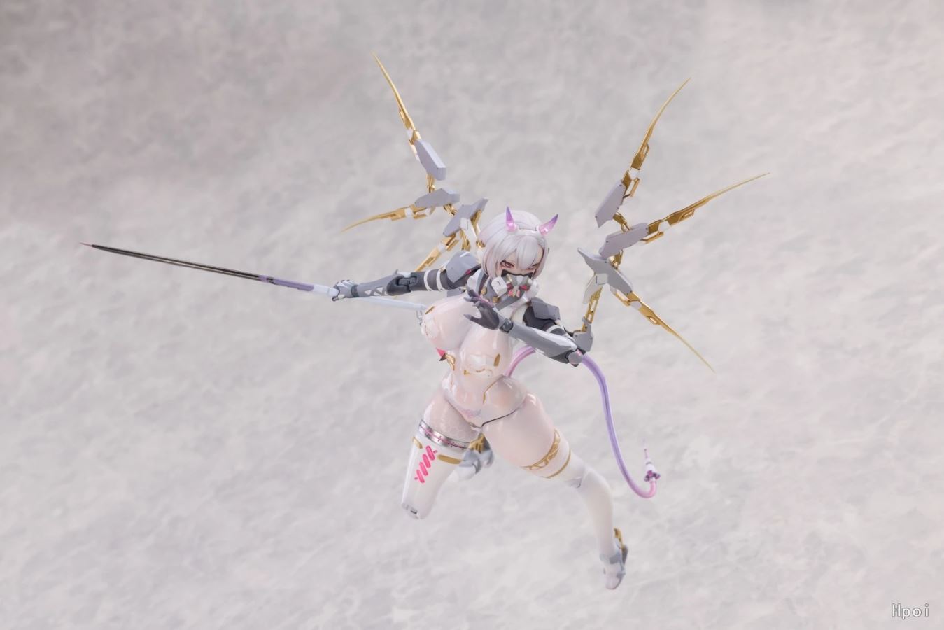 Neon Reika Wing