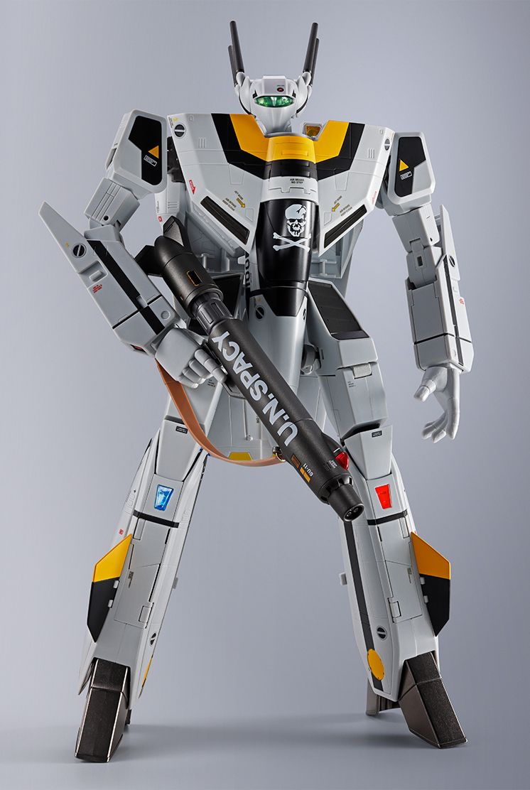 DX Chogokin VF-1S Valkyrie Roy Focker Special Revival Ver