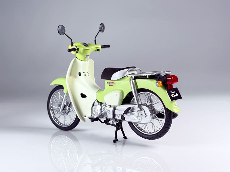 NEXT Tohoku Zunko: Zundamon Project Honda Super Cub (Zundamon Edition) 1/12