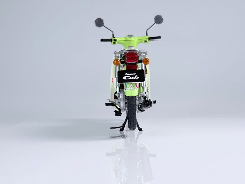 NEXT Tohoku Zunko: Zundamon Project Honda Super Cub (Zundamon Edition) 1/12