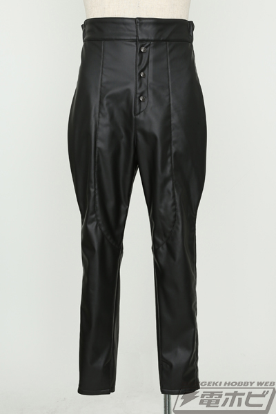 แจ่มมว๊าก!! ชุดคอสเพลย์ Phantom Suit จากเกม Persona 5