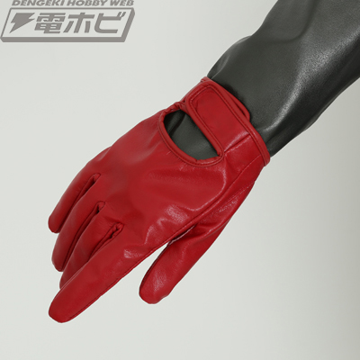 แจ่มมว๊าก!! ชุดคอสเพลย์ Phantom Suit จากเกม Persona 5